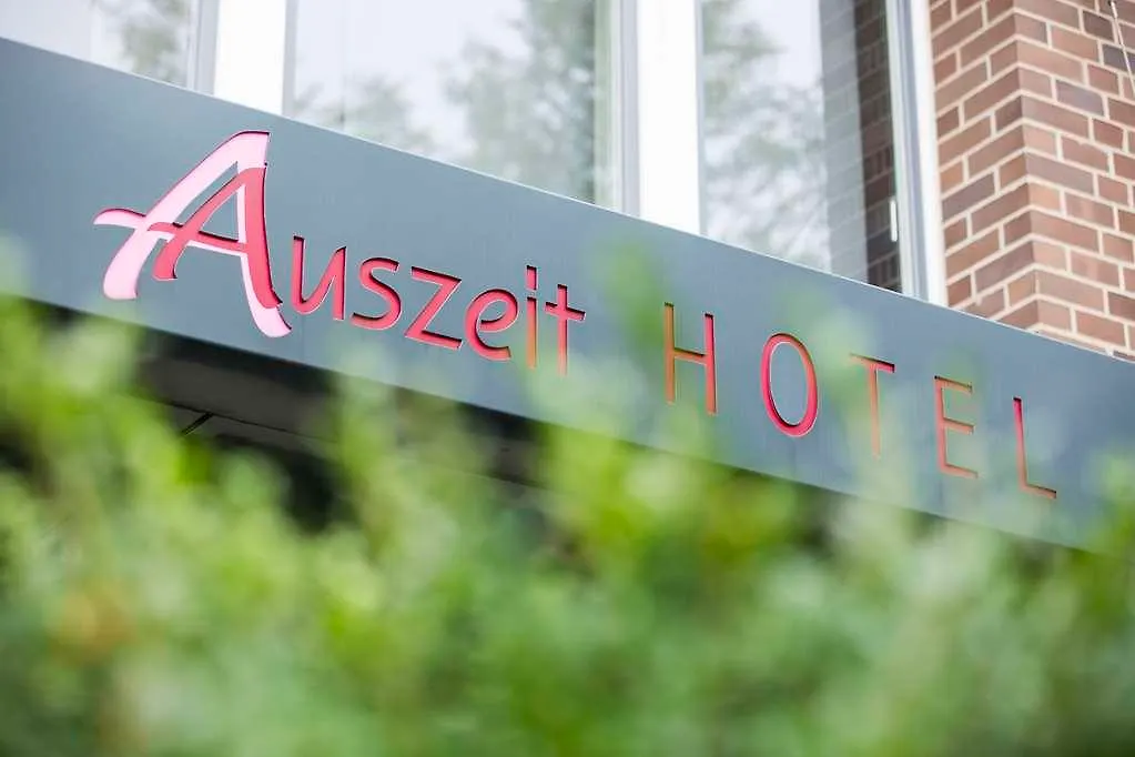 Auszeit Hotel Duesseldorf - Das Fruehstueckshotel - Partner Of Sorat Hotels 3*, Dusseldorf