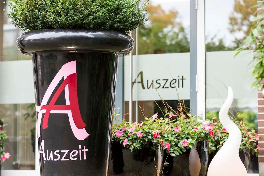Auszeit Hotel Duesseldorf - Das Fruehstueckshotel 3*, Düsseldorf Germania