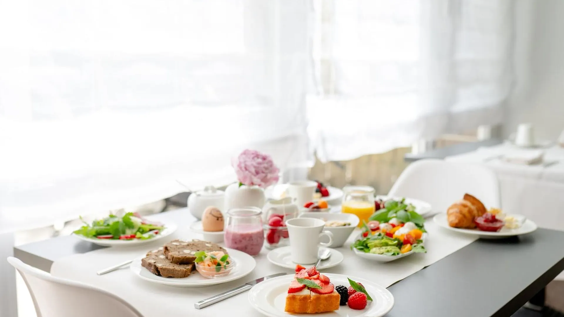 Auszeit Hotel Duesseldorf - Das Fruehstueckshotel - Partner Of Sorat Hotels Almanya